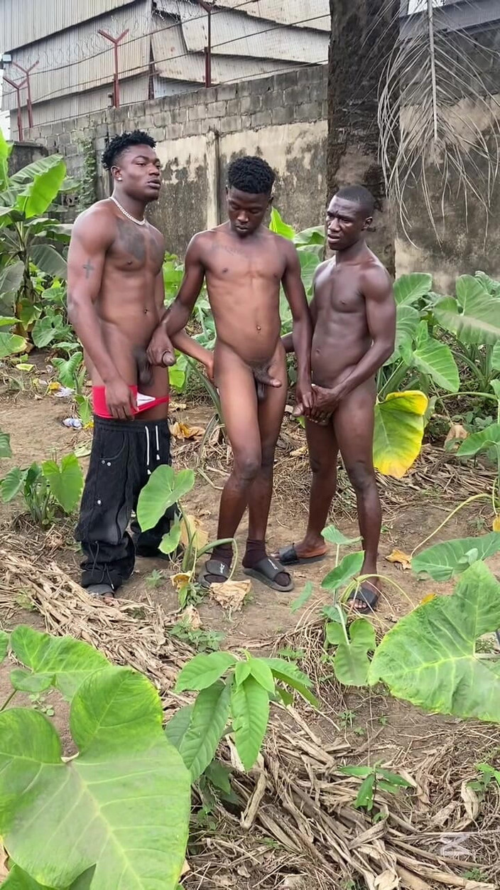Blackthug20k: Le garçon de la rue pleure, vue complète