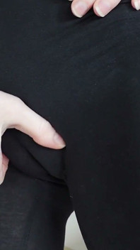 Ich Zeige Dir Meinen Cameltoe in Leggings