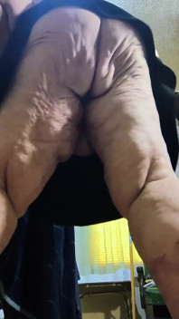 Hard Boss Has a Task Shes Squirting at Last