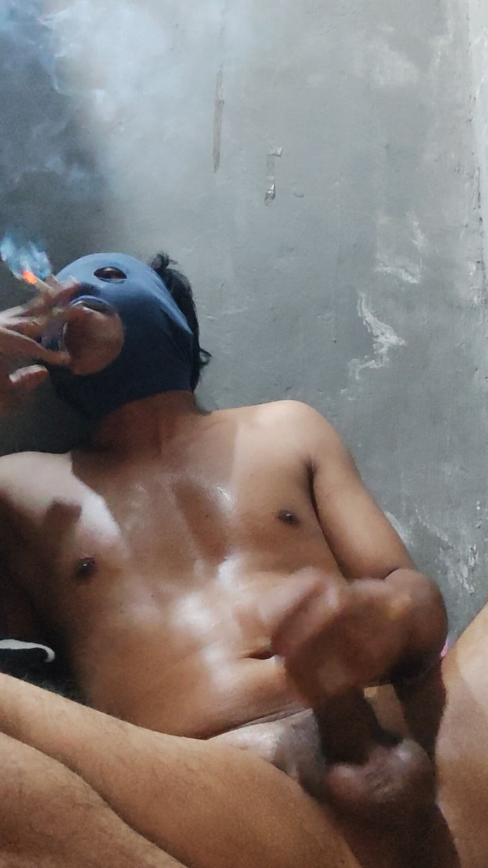 KontolVandem: Malam yang ghairah saya dapat mengeluarkan sperma saya