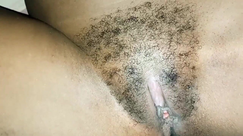 Sexe in real life: Le Gusta Que La Penetren Con Los Dedos.