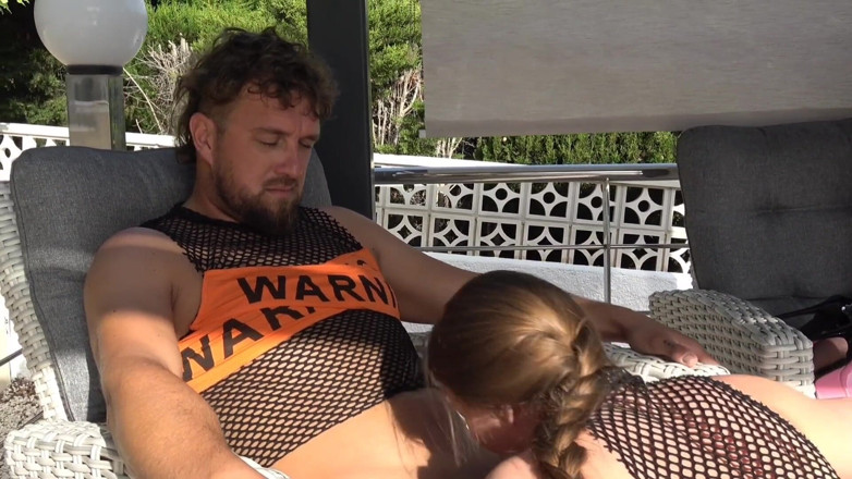 Yourfavecumslut: Analorgie-spaß in der Villa sun.