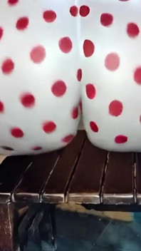 Polka-gepunktete weiße Leggings Po