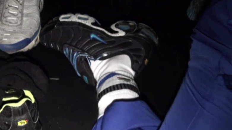 Sneaker Sex Kinky: Sneaker submission with friends