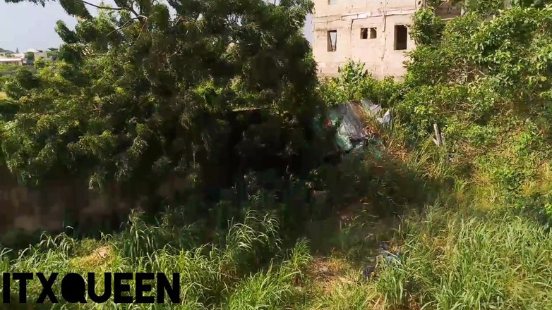 ITX_Kwin: Itxqueen अपनी चूत और गांड की ड्रिल करवा रही है