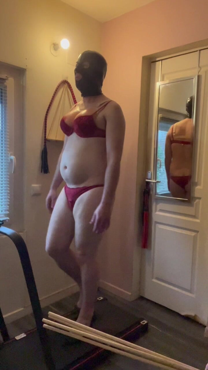 Maitresse Clara: Evaluation of Physical Discipline on My Submissive...