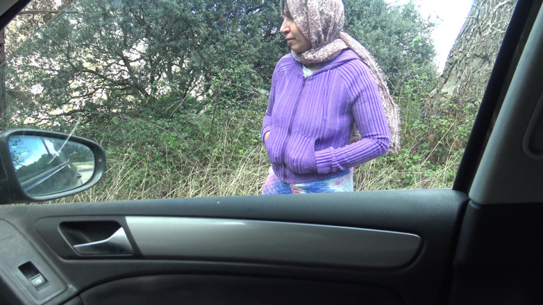Souzan Halabi: Picking up a Turkish Amateur Street Prostitute in Istanbul