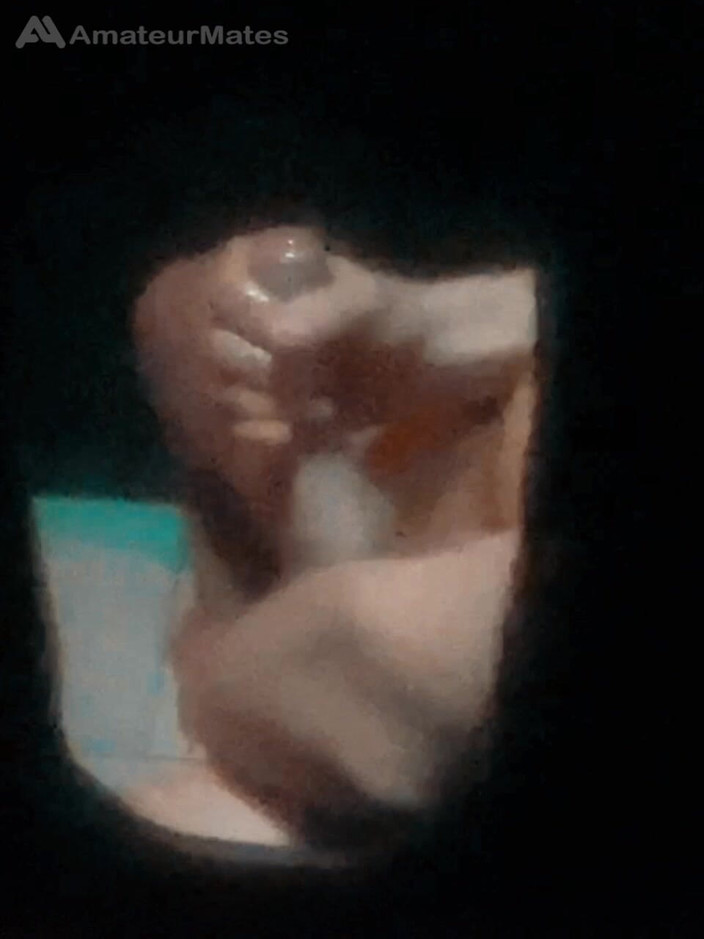 AmateurMates: Vero Guardone Amatoriale Al Gloryhole