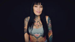 Darcy Diamond: Silent Send, Stupid