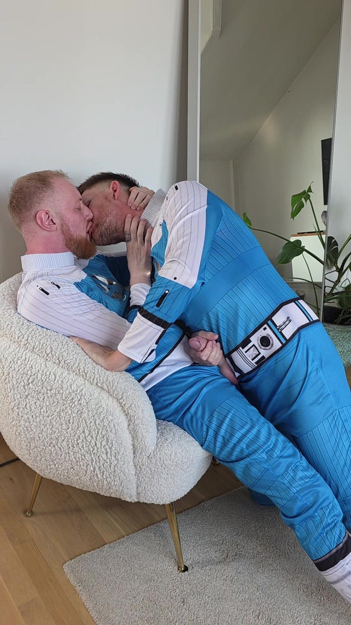 gaynaughtywelsh: Fucking Fantastic Whores Big Hung Ginger Dick