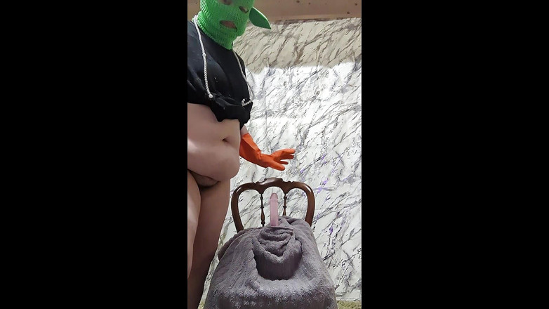 GBLNMMMY: Weird BBW Slut Rides Dildo Just the Way She Wants...