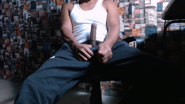 Hornyboy2058: Solo-mann in athletischer kleidung erreicht orgasmus