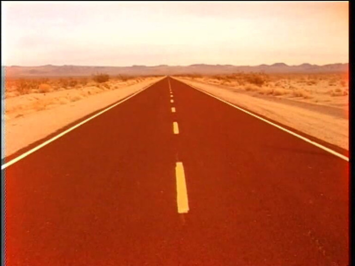 Real porno and movies XXX: 即使在炎热的阳光下和热辣的女人在沙漠里，也有操逼