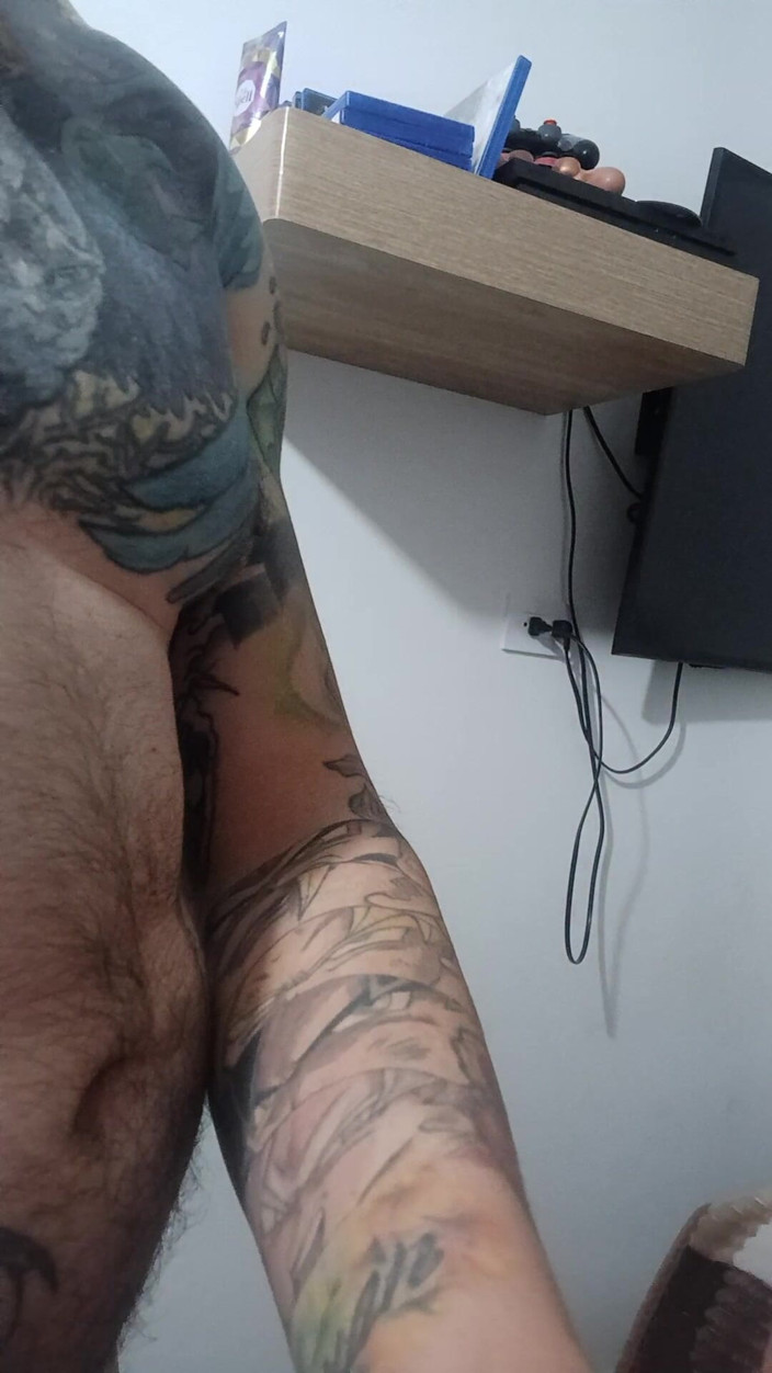 Vikingoazul: Ladyboy thủ dâm tôi bằng miệng cho đến khi anh ta...