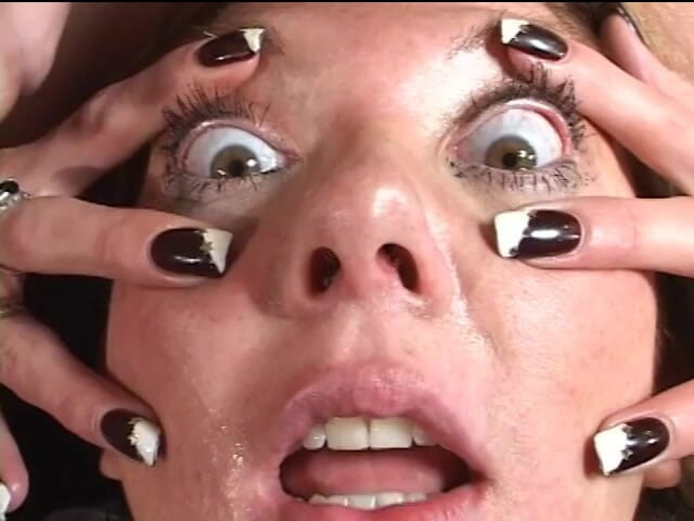 Wild Suckers: Two Horny MILFs Share One Cock Then Dude Cums in...