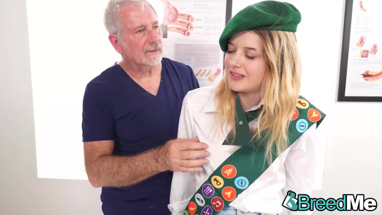 BreedMe: 68yo Doc Fills Blonde Cutie's Fertile Hole