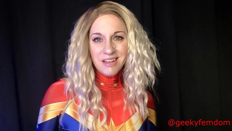 Geeky Femdom: Captain Marvel thống trị tình dục Bucky
