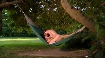 Perfect Porno: Mükemmel amcıklı çok güzel kızıl saçlı genç kız göğüslerini emdiriyor ve...