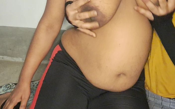 Ritababhi Official: Une fille pulpeuse à gros nichons baise une vidéo de sexe...