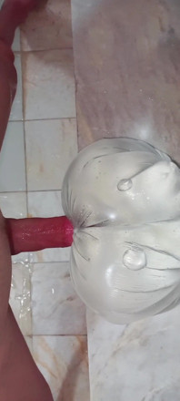 Geile anale masturbatie alleen in de badkamer - echt speelgoedspel💦