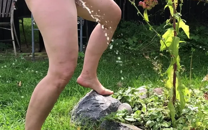 Hotwifekbh: Pissing Big Tits Hotwife Amateur Homemade Whore Wife