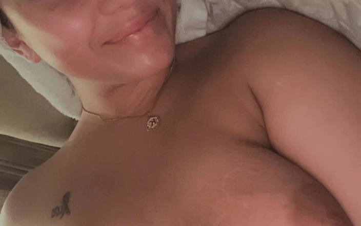 BuckleBunny: When Daddy’s away stepmommy will play!