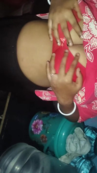 Aku ngentot memek tebal ibu tiriku selesai kelas! 