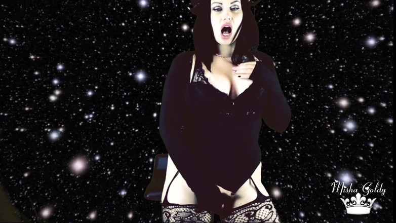 Goddess Misha Goldy: 당신의 마음에 살고있는 악마