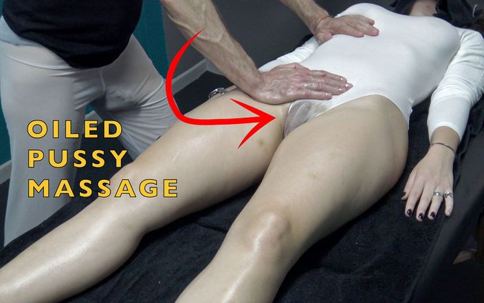Markus Rokar Massage: マッサージルームで油を塗った猫のマッサージ