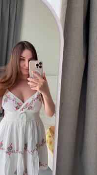 Also... Sehe Ich Aus Wie Eine Jungfrau in Diesem Kleid?