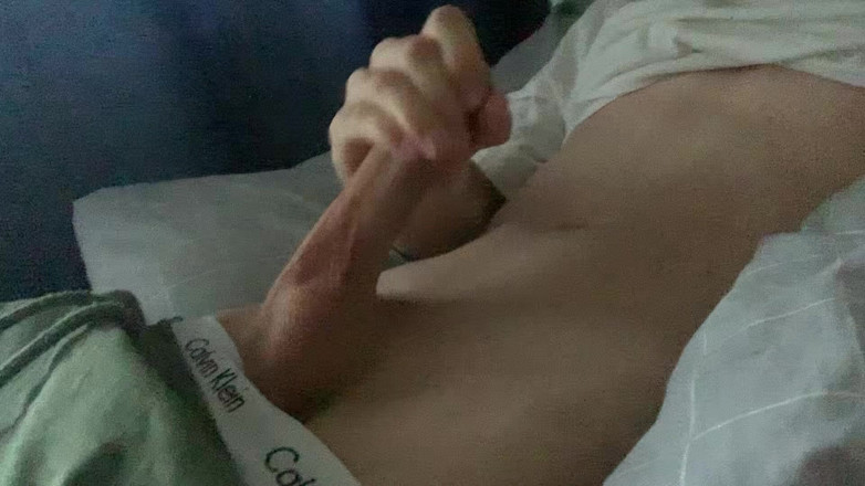 BOBRIKGAY: Twink Jerks off in His Bed and Cum on His...
