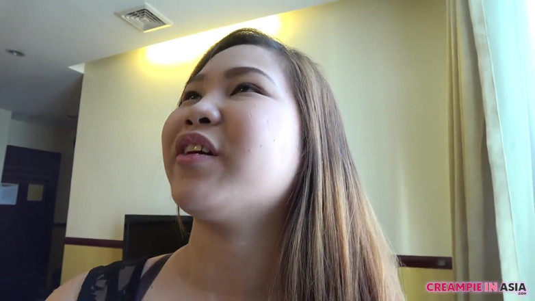 Creampie In Asia: Cewek itu nanya, Kamu pengen ngajak nggak? Kamu pengen aku...