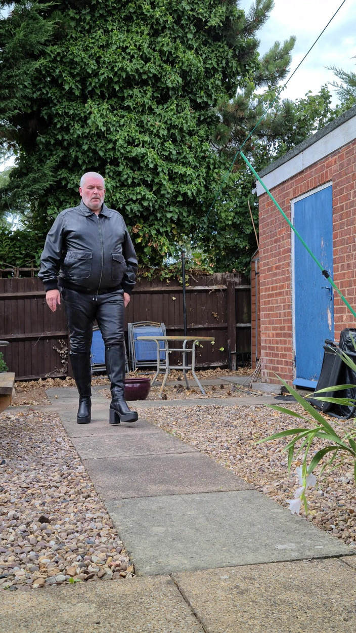 Leatherman63: Traje de cuero completo