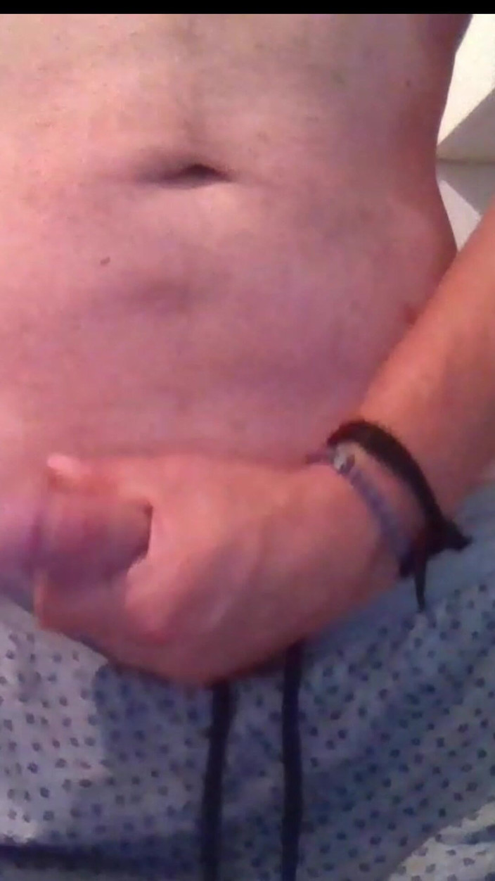 MikeDee: Masturbation