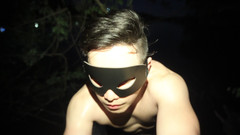 barenakedboy: Protahování a honění v noci u jezera