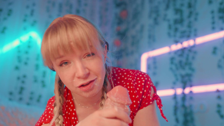 Jolie Lyon: お前は俺のアソコには大きすぎる、継子