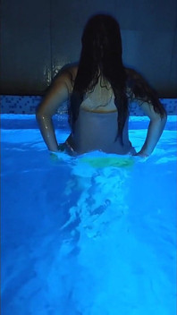 Vid poolen