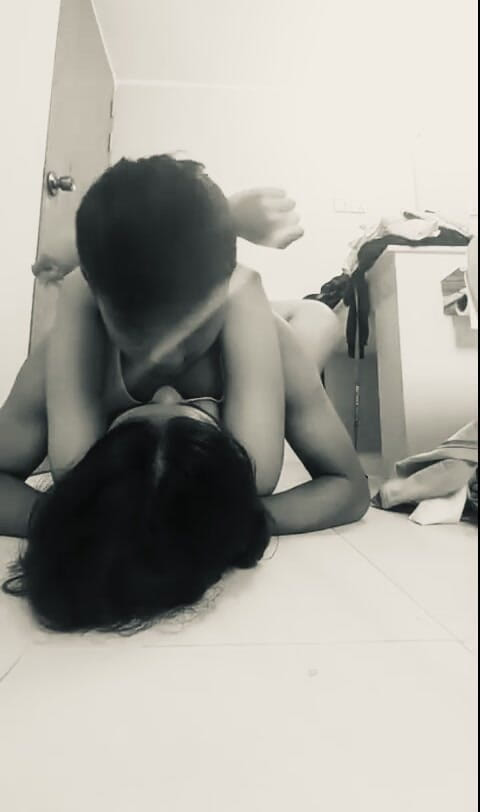 Sanayababhi: Awek kolej dikongkek senior