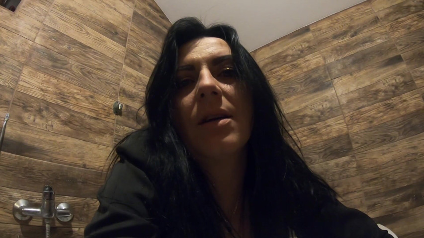 Now You Need My Permission to Pee! I Will Pee on You (MILFy Calla)