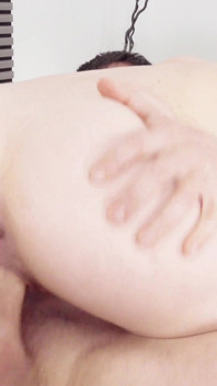 Italienne Avec Un Cul Et Un Sexe Parfaits Se Fait Baiser Par Un Ami Partie 1