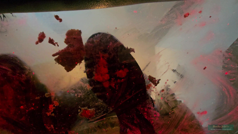 Strict Senz: Monika Schmidt Burger Drcení Obryně a Spitting Boot Uctívání