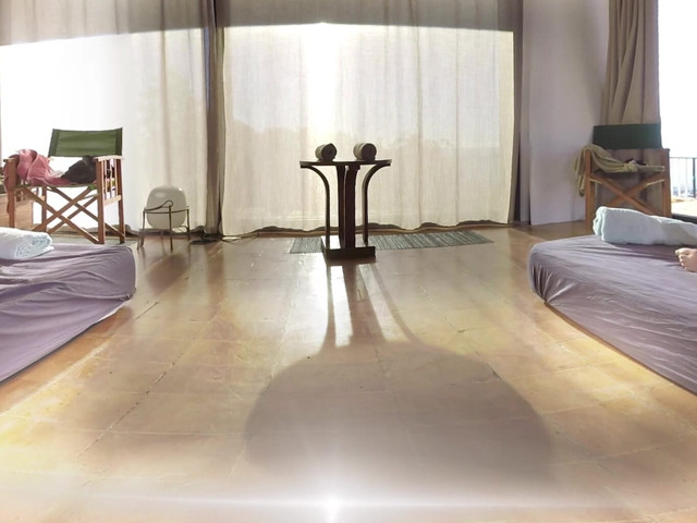 Double Lesbian Massage with Happy Ending (Thagson VR 360) Double Lesbian Massage with Happy Ending (Thagson VR 360)