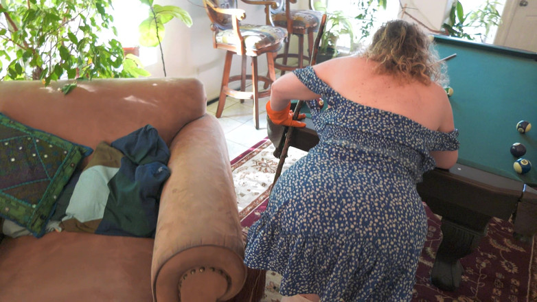 Erin Electra: Best MILF Stepmom Fucks Stepson's Hard Cock While Cleaning in...