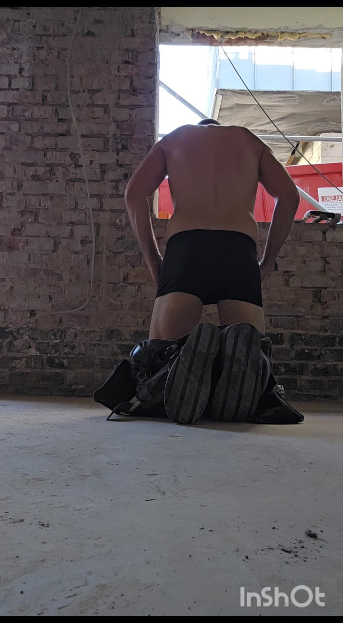 Chris_snoopy_91: Al lavoro