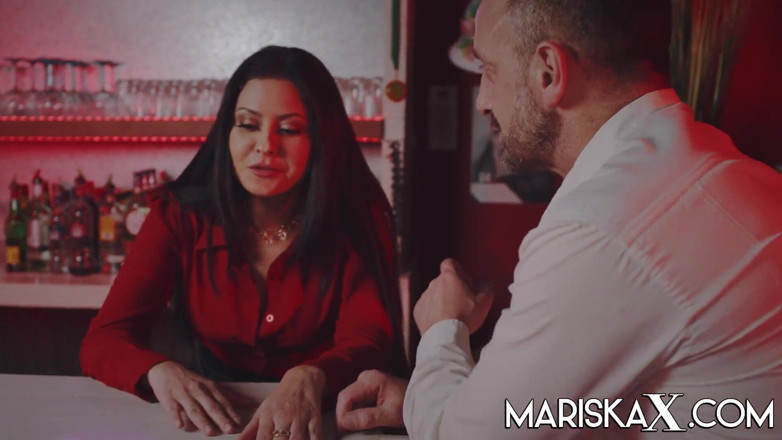 Mariska x: Маріска любить, коли її дівчину Тіну трахають