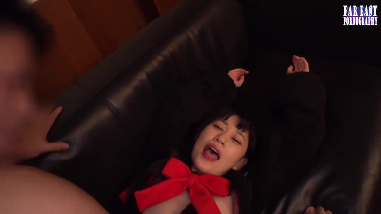 Far East pornography: Bliss delicat gulp cu o tachinare cu părul mic, curbat,...