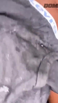 Mengisi ringkasan Sam dengan Keju precum dan pancutan mani