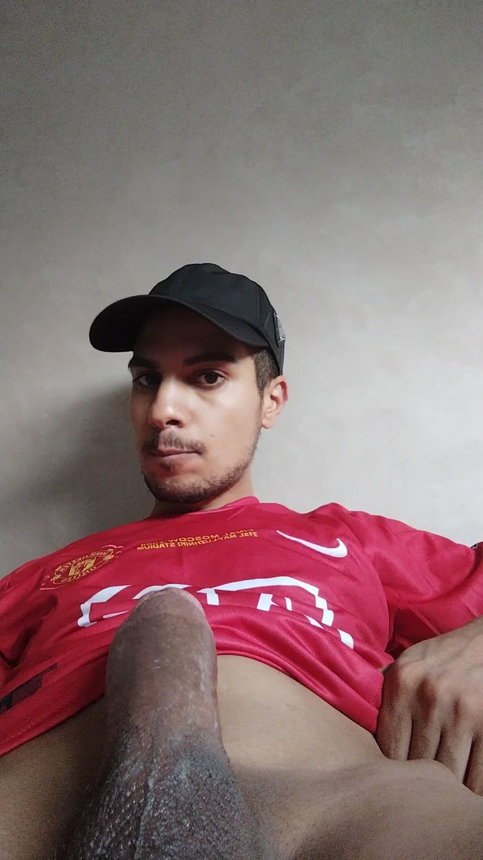 Zaid: Masturbation of a Handsome Saudi Guy with an Imaginary Penis