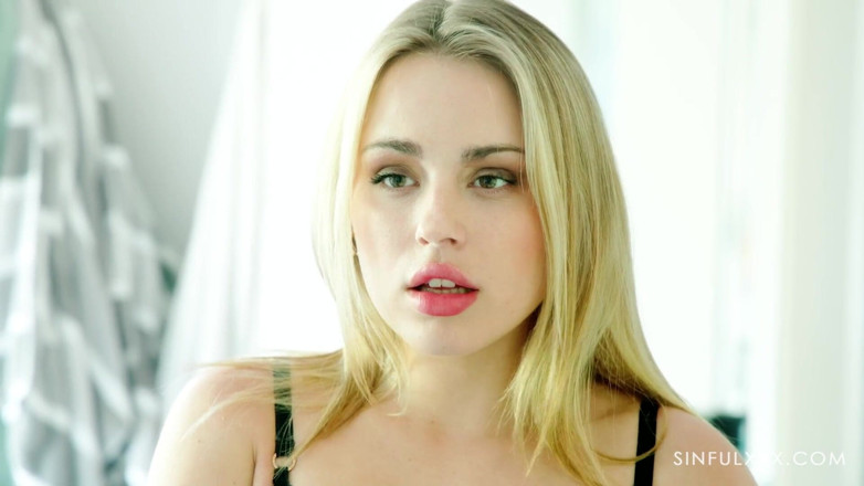 Sinfulxxx: Er zullen verrassingen zijn 1 - Sinfulxxx