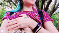 kactus kutie: J’exhibe mes petits seins au parc